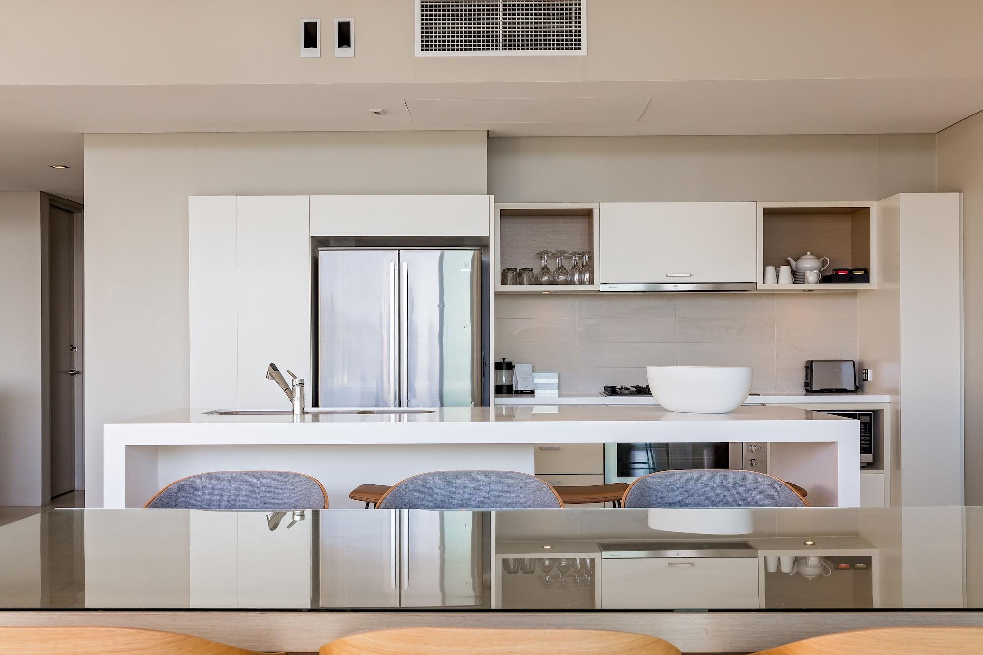 Smiths Beach Resort Yallingup Dış mekan fotoğraf A kitchen in a typical apartment