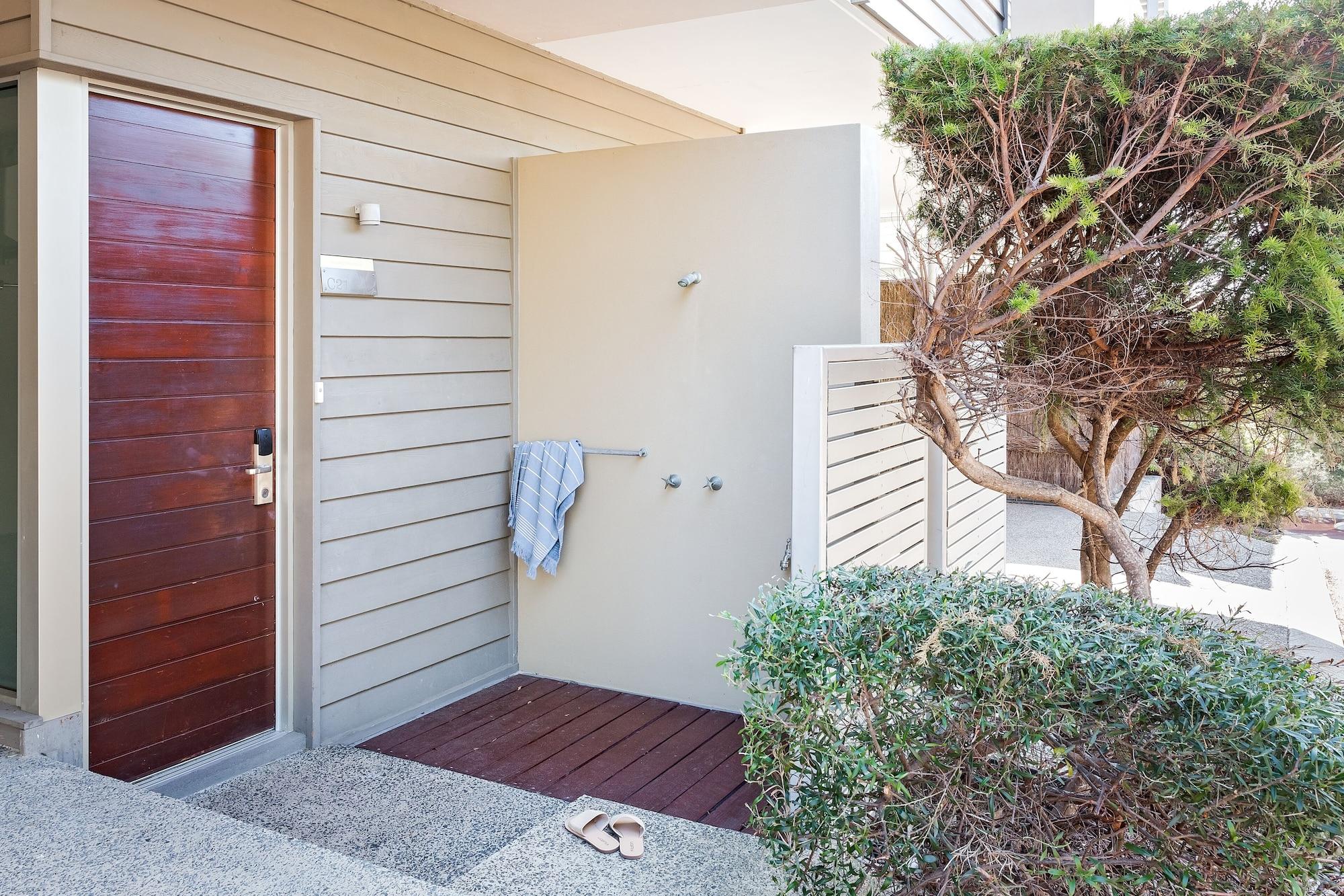Smiths Beach Resort Yallingup Dış mekan fotoğraf Outdoor shower